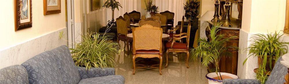Hotel Iberia Plaza America Caces Eksteriør bilde